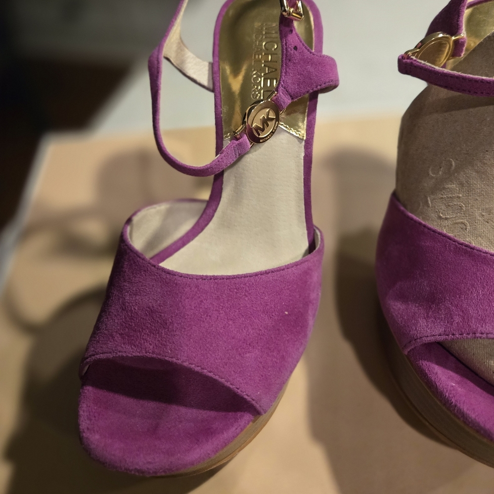 Michael Kors Suede Platform Sandals - Picture 2 of 4